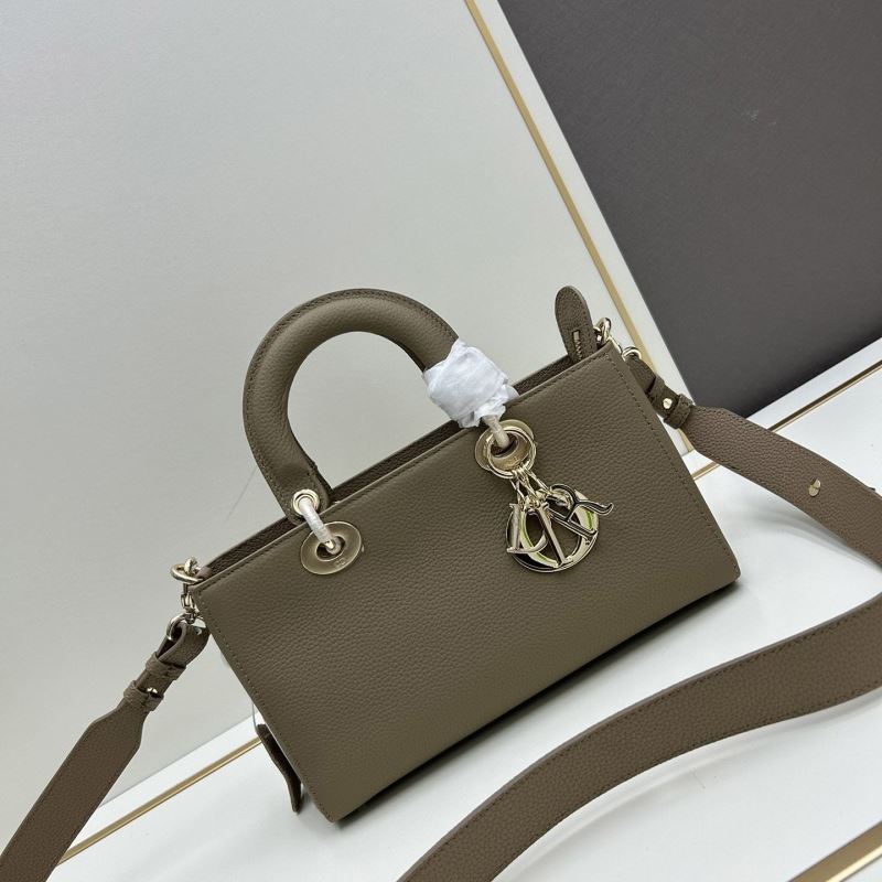 D*or shopping bags